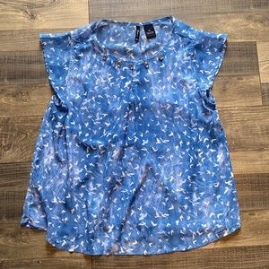 Beautiful summer blouse!